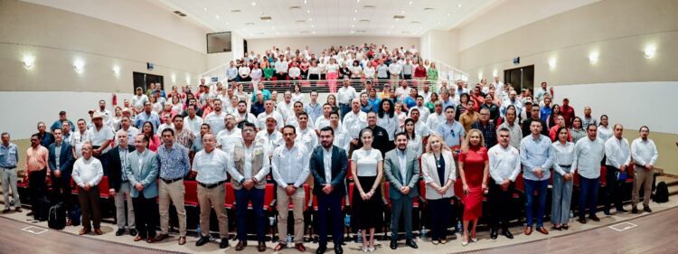 Entrega DIF San Fernando becas del programa «Inclusión» a 26 alumnos