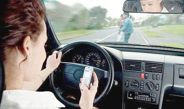 Atribuyen a uso de celulares manejando mayor parte de los accidentes en San Fernando