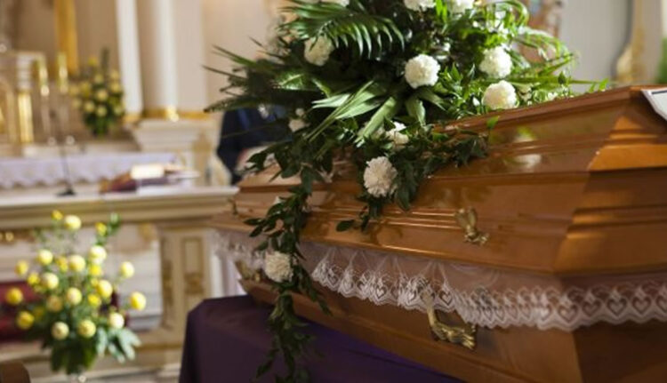 Funerarias locales ofrecen planes cómodos cuando llegan momentos de luto a las familias