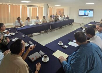 Impulsa Gobierno de Tamaulipas a la industria camaronera de altamar