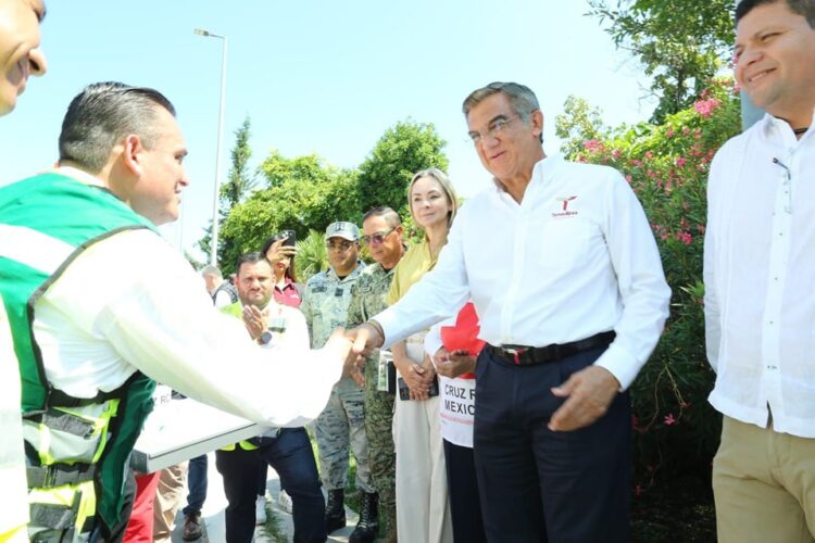 Participa Américo Villarreal en simulacro durante el Día Nacional de Protección Civil