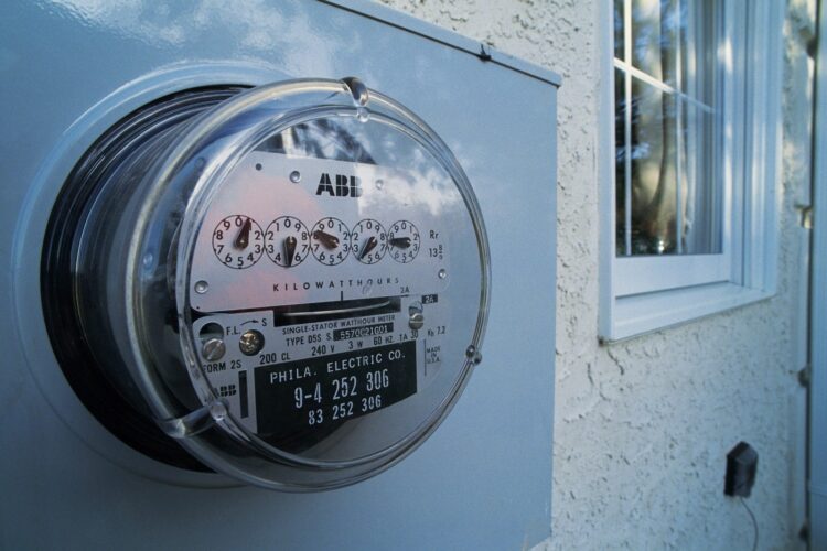 Pedirán nuevamente legisladores federales solicitar revisión de las tarifas eléctricas