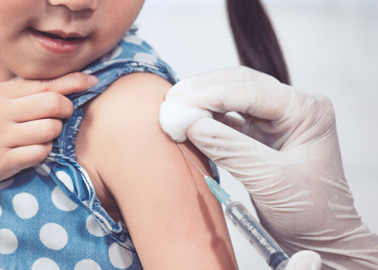 Sugieren vacuna contra la Influenza, para prevenirse del crudo invierno