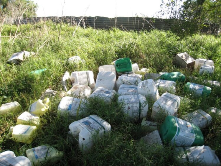 Dan productores destino final adecuado a envases de productos agroquímicos