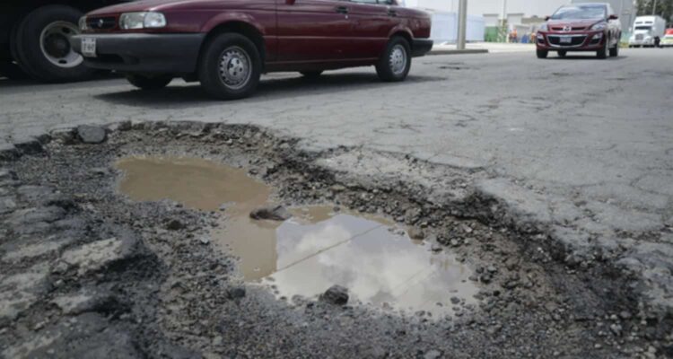 Transporte pesado no debe pasar por zona centro de San Fernando; daña el pavimento