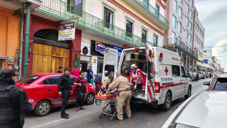 Se desploma elevador en restaurant de Tampico; hay lesionados