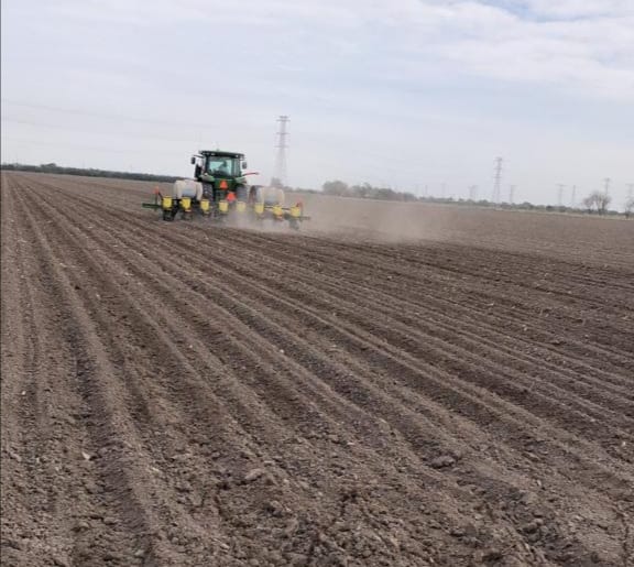 Inicia Américo construcción de planta de fertilizantes con una inversión histórica de mil 300 MDD