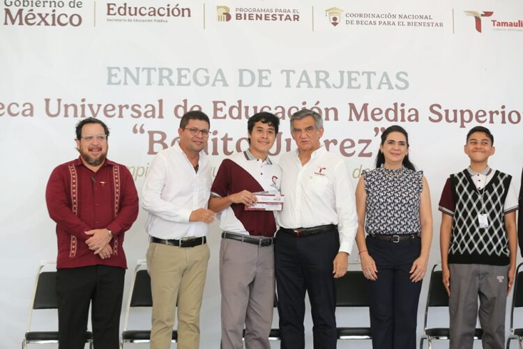 Gobernador Américo Villarreal y director general del Infonavit Octavio Romero se reúnen con desarrolladores de viviendas; agilizarán programa de casas para Tamaulipas