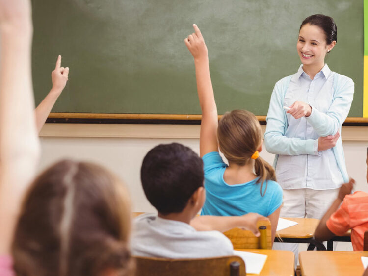 El 15 de Mayo es “Día del Maestro”; obvio, no habrá clases