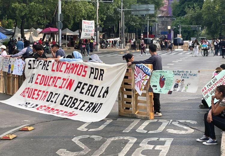 Acude CNTE a Gobernación para reinstalar mesa de diálogo