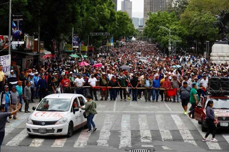 Hoy define CNTE el rumbo de la huelga nacional, pero anuncia marchas