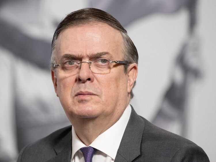 Gobierno de México califica como “un trato injusto” los aranceles de Trump