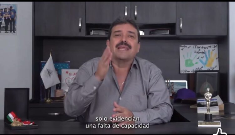 T E C L A Z O S/“SENDO BOFETADÓN DE ULIBARRI A MIGUEL ALMARAZ”