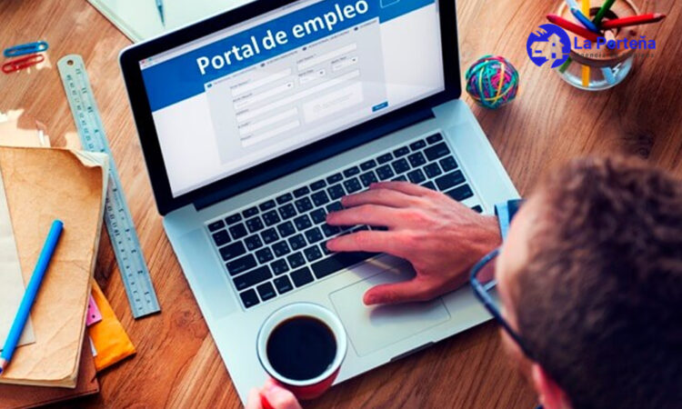 Redes sociales, son efectivas “agencias” de empleos