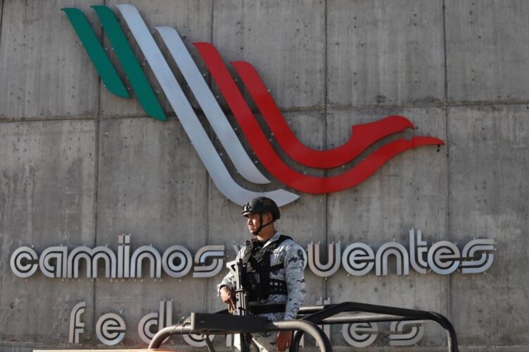 Robo en carreteras ha disminuido 27% durante actual gobierno: Guardia Nacional