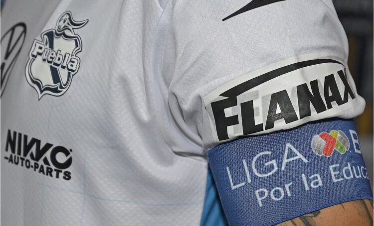 Leyenda de la Liga MX apunta a dirigir al Puebla; ya se reunió con la directiva