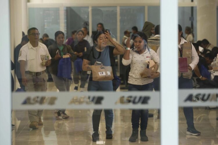 Más de 75 mil 900 connacionales han sido repatriados desde EU: Gobernación