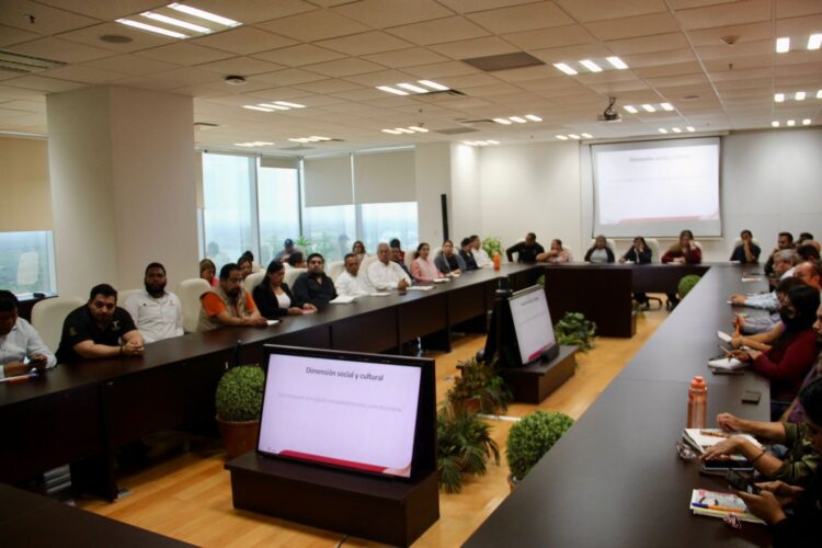 Capacita SEBIEN a funcionarios públicos en buenas prácticas