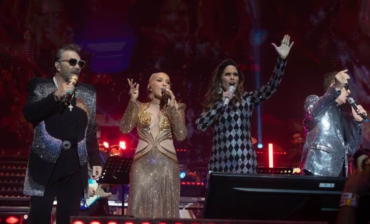 Entre amigos todo es más bonito; Emmanuel, Mijares, Lucero y Yuri deleitan en el Auditorio Nacional