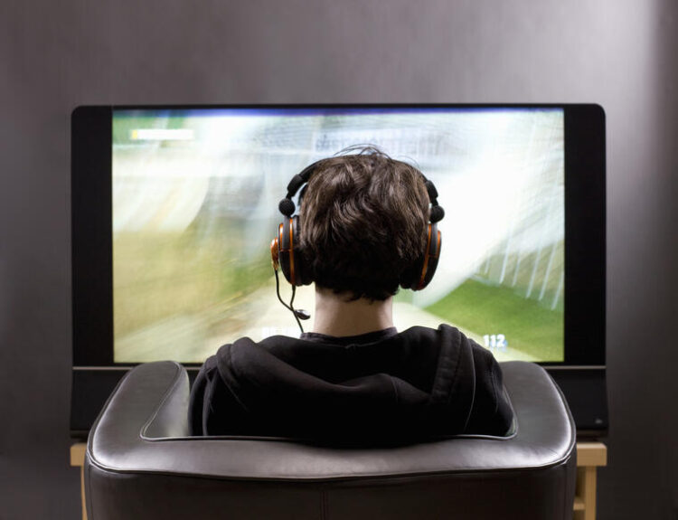 La ociosidad es madre de todos los vicios y muchos menores están en sus garras