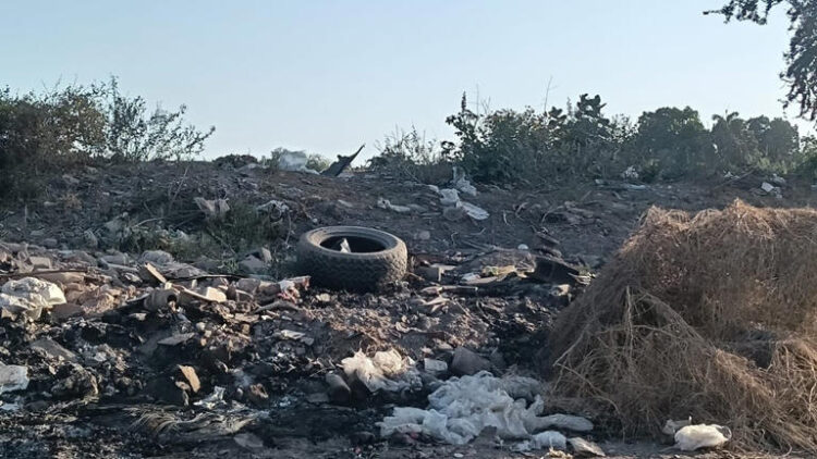 Tiran basura por todos los rumbos; otro problema añejo