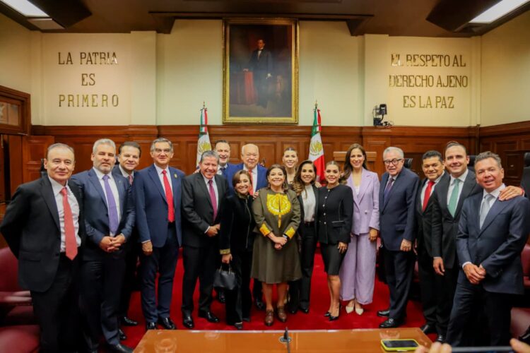 Asiste gobernador a la toma de posesión del nuevo Poder Judicial federal