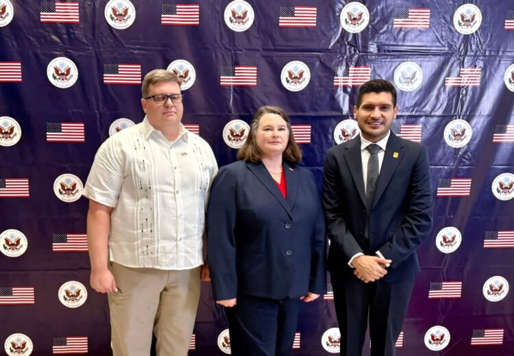 T E C L A Z O S/BETO GRANADOS, INVITADO A RECEPCIÓN DE LA NUEVA CÓNSUL MARY VIRGINIA HANTSCH