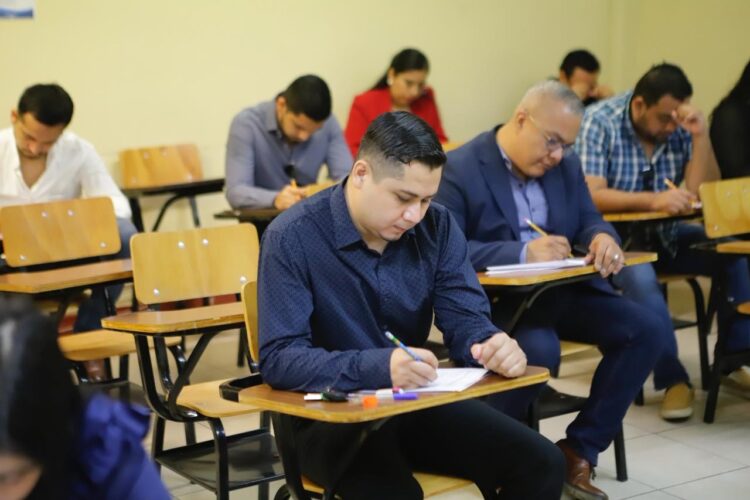 Aplica IDPET exámen para aspirantes a defensores públicos y asesores jurídicos en Tamaulipas
