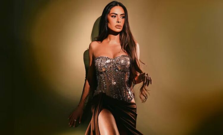 Galilea Montijo domina el juego de la maternidad y la fama como maestra
