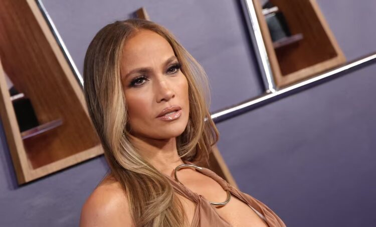 Exesposo de JLo se lanza en su contra, la acusa de haberlo engañado: «el problema eres tú»
