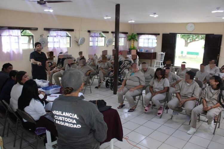 CEDES Matamoros se pinta de rosa contra el cáncer de mama