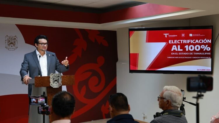 Entrega SET bases laborales a personal del Centro Estatal de Tecnología Educativa