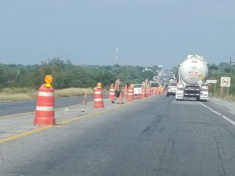 Rehabilitan puente sobre el arroyo » Chorreras» del ejido las Norias