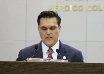 T E C L A Z O S/EXHORTAN A FISCALÍA FEDERAL, INVESTIGAR Y ACTUAR CONTRA CORRUPTOS