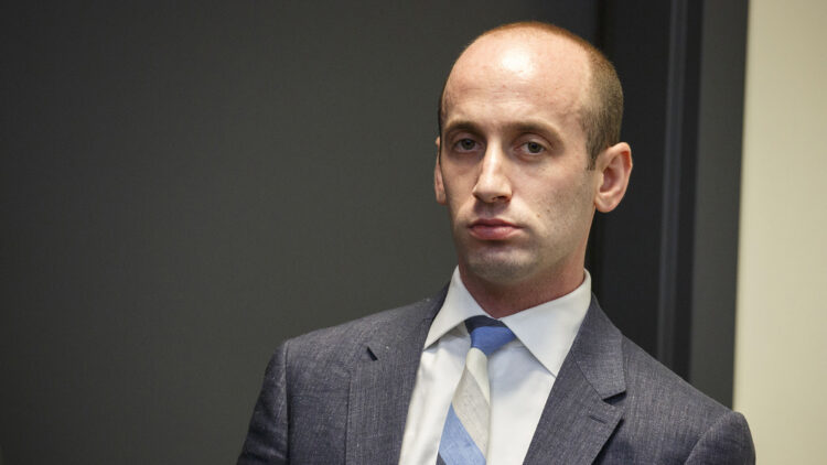 Miller, el poderoso consejero de Trump partidario de atacar México