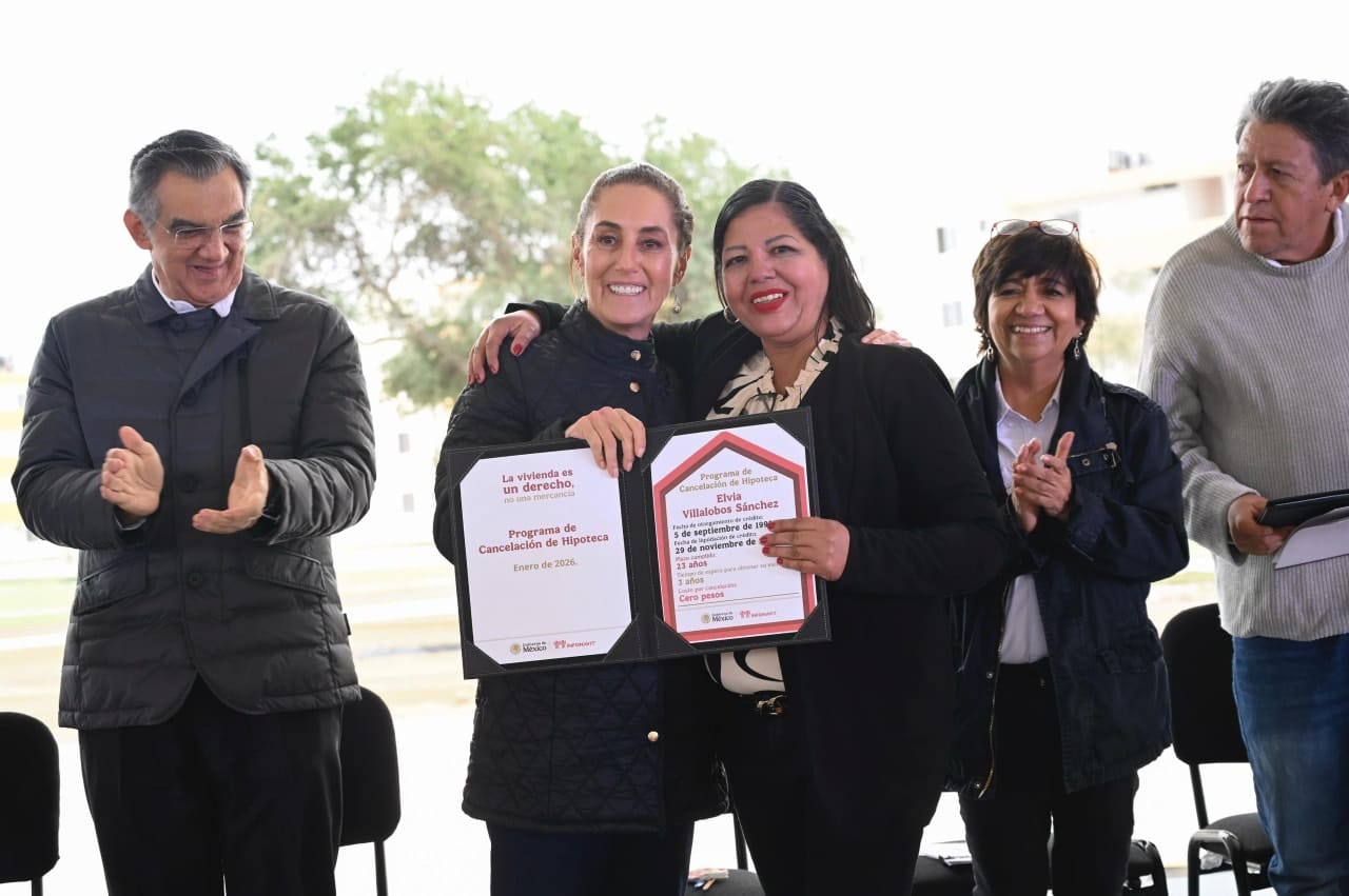 Presidenta Claudia Sheinbaum entrega 44 viviendas del Infonavit en ...