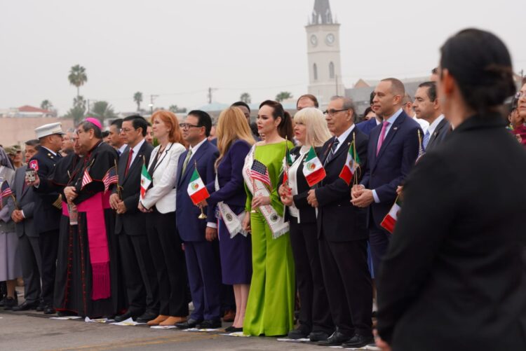 Los Dos Laredos refuerzan hermandad y visión, en tradicional “Ceremonia del Abrazo 2026”