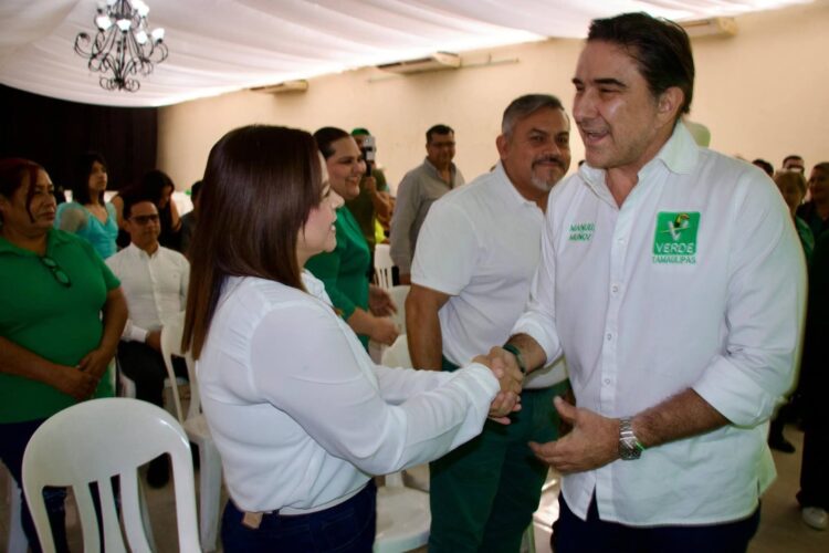 T E C L A Z O S/“CASTIGO A DIPUTADOS FALTISTAS”