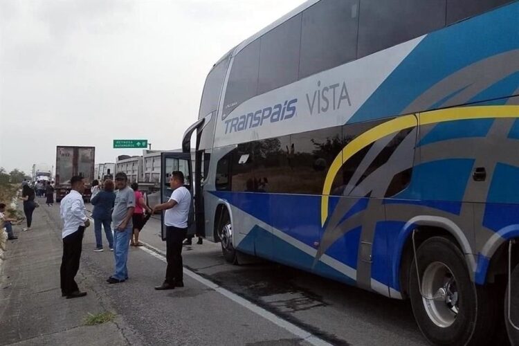 Transportistas y campesinos anuncian movilización nacional el próximo lunes
