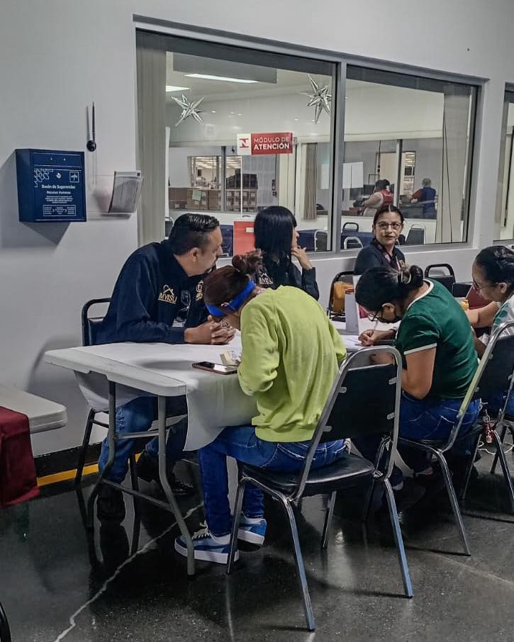 Ayuntamiento de Nuevo Laredo lleva servicios a trabajadores por medio de «Brigadas en tu Empresa»