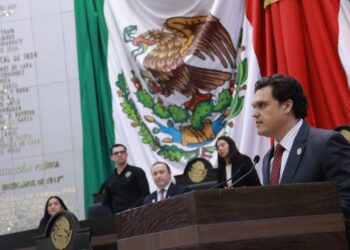 Gobernador constata avance de planta de combustibles alternativos en Altamira