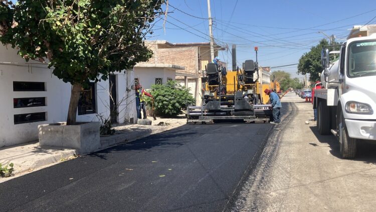 Gobernador constata avance de planta de combustibles alternativos en Altamira
