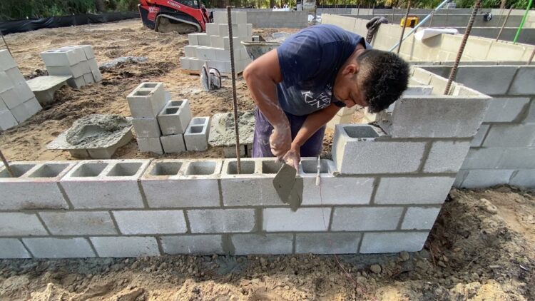 Sector obrero espera con ansiedad las obras de gobierno para tener trabajo