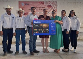 Esplendidos festejos para las madres en la Villa de Méndez