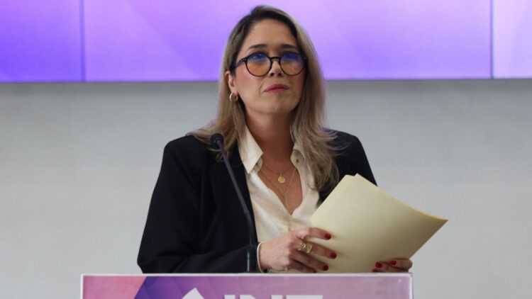 Consejera del INE denuncia que falsificaron su firma para presentar denuncia en la FGR