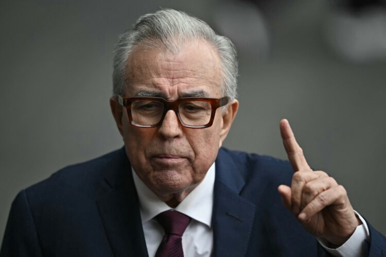 A TAMBOR BATIENTE/ UN CASO PERDIDO