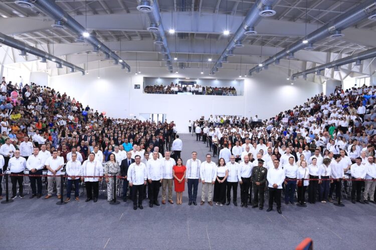 Entrega Américo gimnasio-auditorio al Tec Victoria; inversión fue de 84 mdp