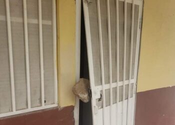 Escuelas de San Fernando se quedan sin vigilancia durante las vacaciones