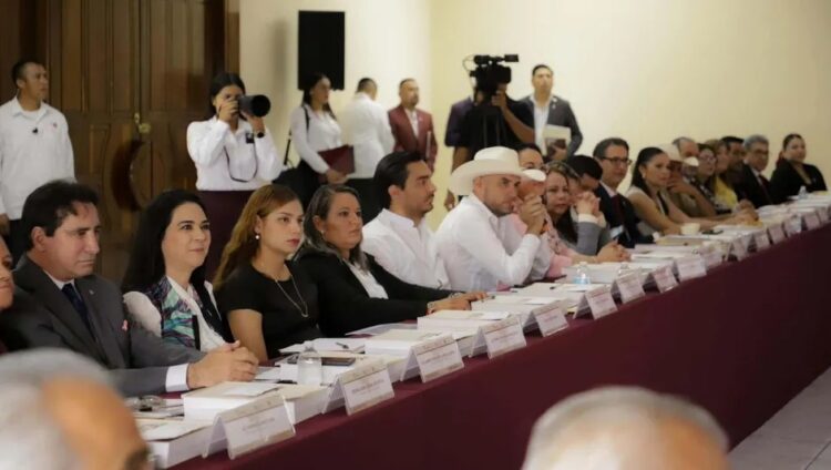 Miran la reelección 30 alcaldes y 27 diputados para 2027 en Tamaulipas