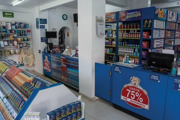 Farmacias Similares alivian necesidades de la población en asuntos de salud